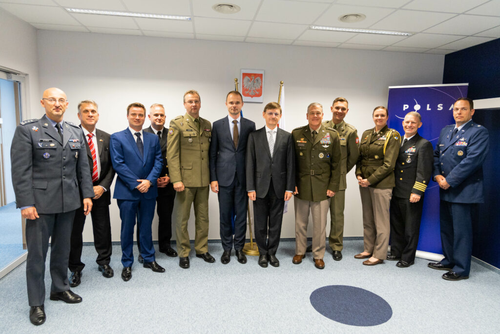 Polska intensyfikuje współpracę ze Stanami Zjednoczonymi w zakresie bezpieczeństwa kosmicznego.  – POLSKA
