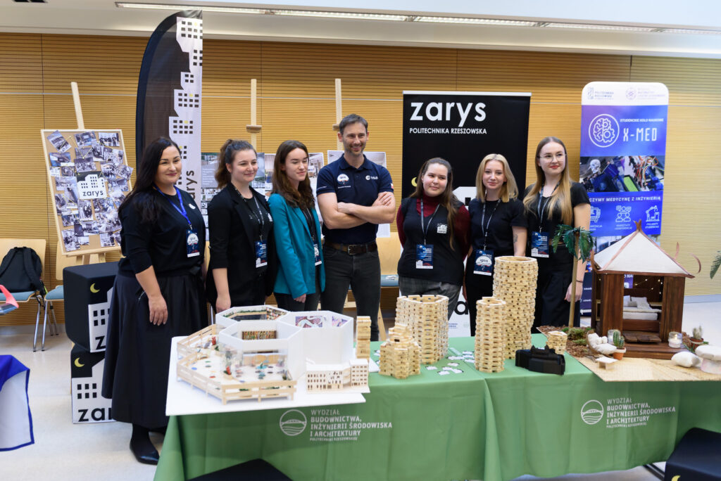 Rzeszów | Ogólnopolska trasa technologiczno-naukowa misji IGNIS z doktorem Sławoszem Uznańskim-Wiśniewskim