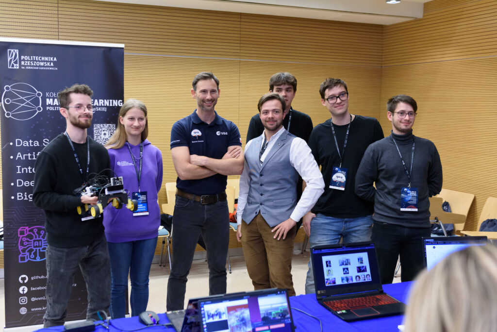 Rzeszów | Ogólnopolska trasa technologiczno-naukowa misji IGNIS z doktorem Sławoszem Uznańskim-Wiśniewskim