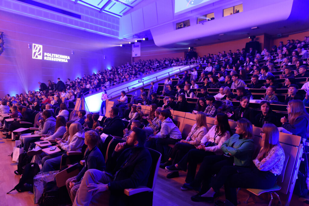 Rzeszów | Ogólnopolska trasa technologiczno-naukowa misji IGNIS z doktorem Sławoszem Uznańskim-Wiśniewskim