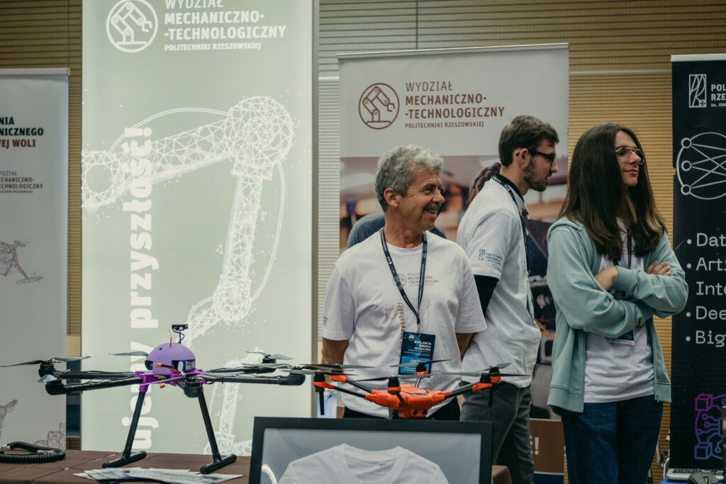 Rzeszów | Ogólnopolska trasa technologiczno-naukowa misji IGNIS z doktorem Sławoszem Uznańskim-Wiśniewskim