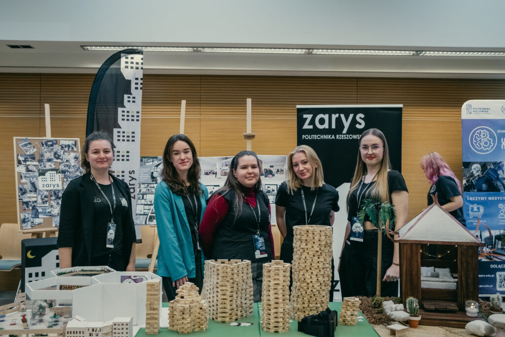 Rzeszów | Ogólnopolska trasa technologiczno-naukowa misji IGNIS z doktorem Sławoszem Uznańskim-Wiśniewskim