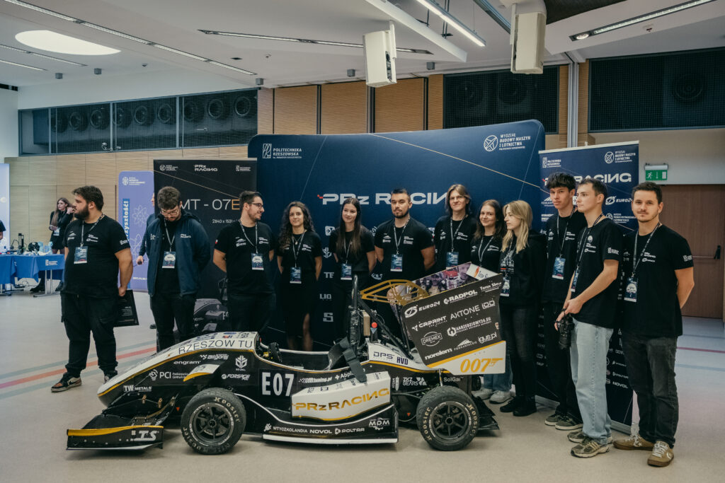 Rzeszów | Ogólnopolska trasa technologiczno-naukowa misji IGNIS z doktorem Sławoszem Uznańskim-Wiśniewskim