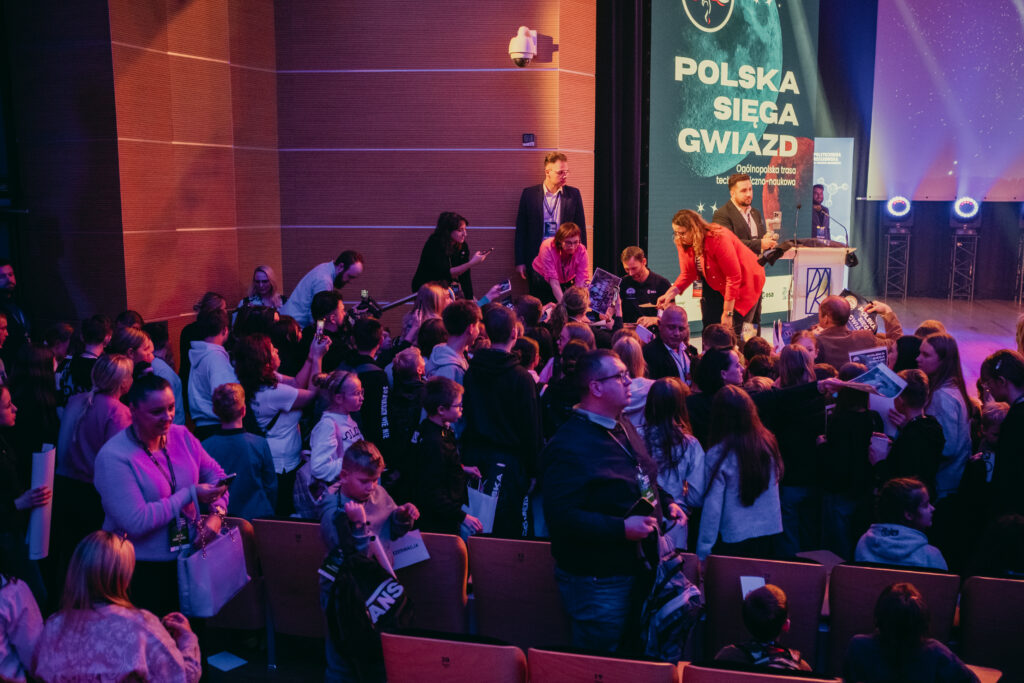 Rzeszów | Ogólnopolska trasa technologiczno-naukowa misji IGNIS z doktorem Sławoszem Uznańskim-Wiśniewskim