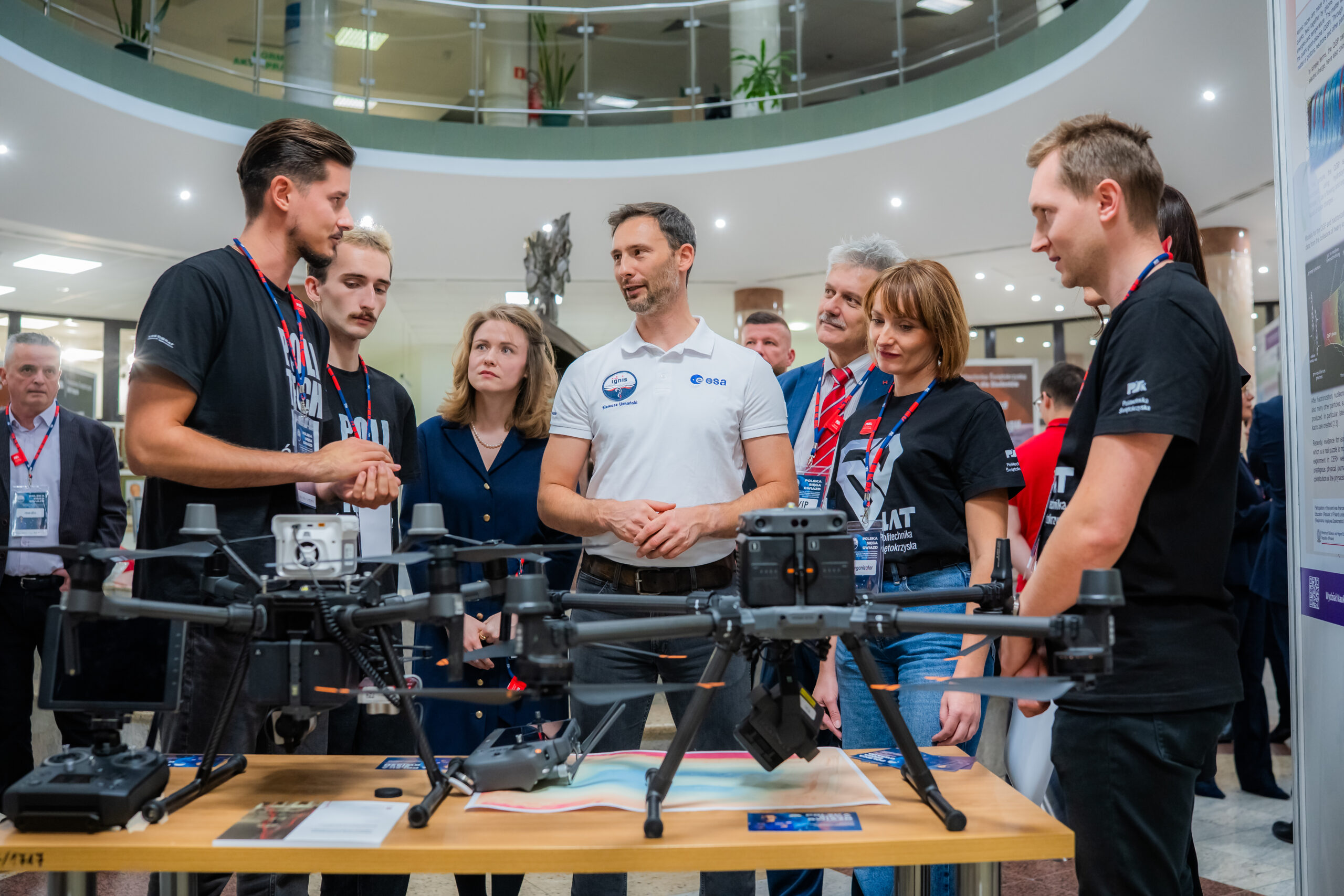 Kielce | Ogólnopolska trasa technologiczno-naukowa misji IGNIS z doktorem Sławoszem Uznańskim-Wiśniewskim