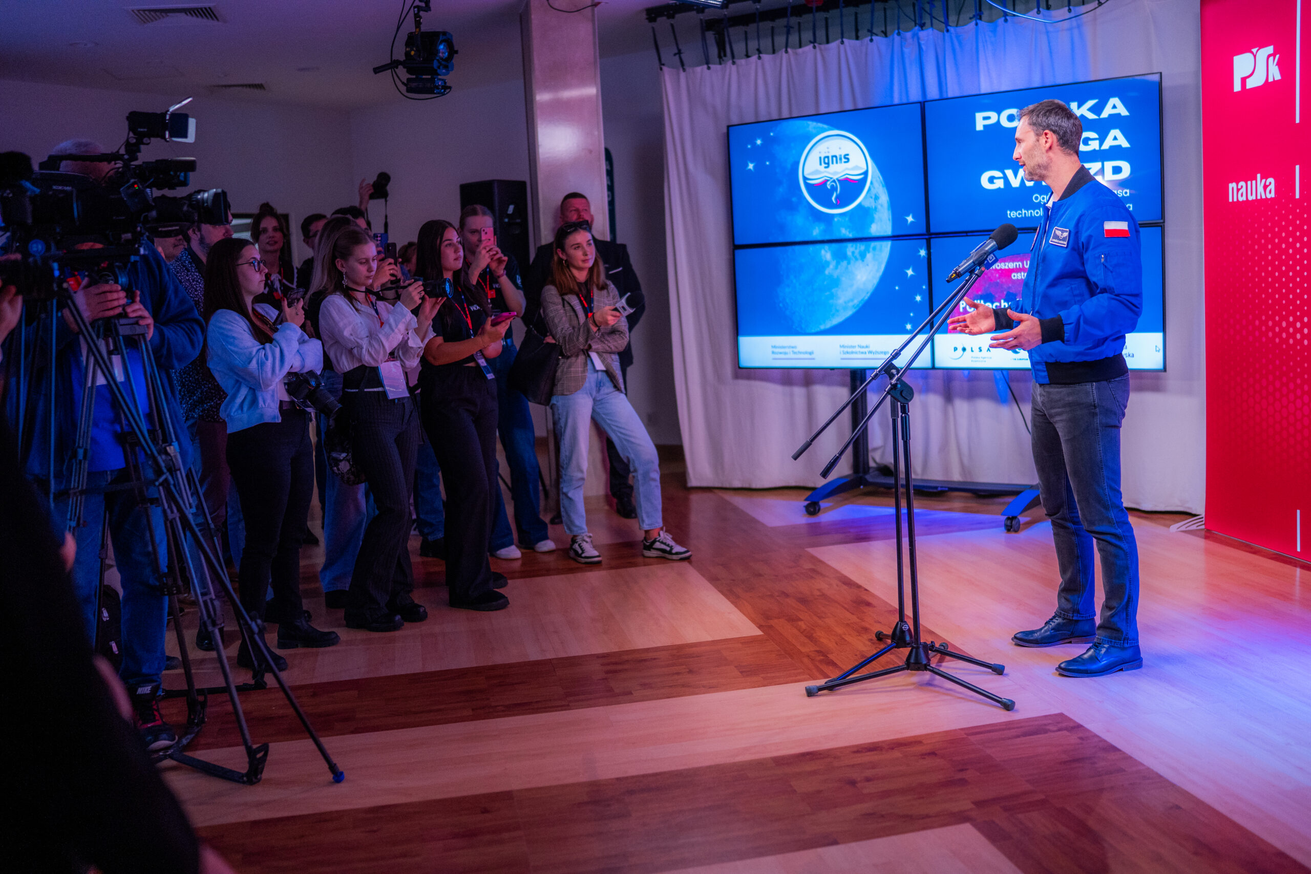 Kielce | Ogólnopolska trasa technologiczno-naukowa misji IGNIS z doktorem Sławoszem Uznańskim-Wiśniewskim