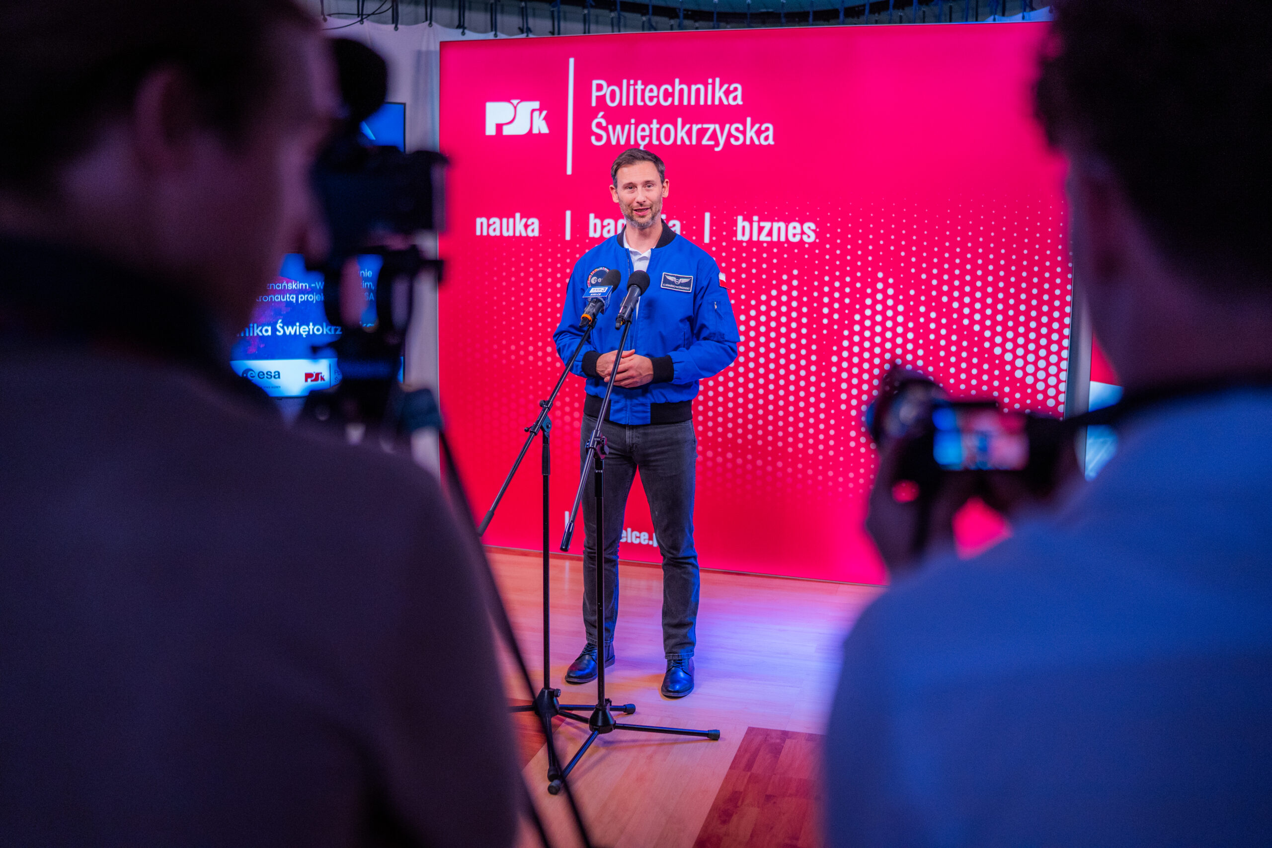 Kielce | Ogólnopolska trasa technologiczno-naukowa misji IGNIS z doktorem Sławoszem Uznańskim-Wiśniewskim