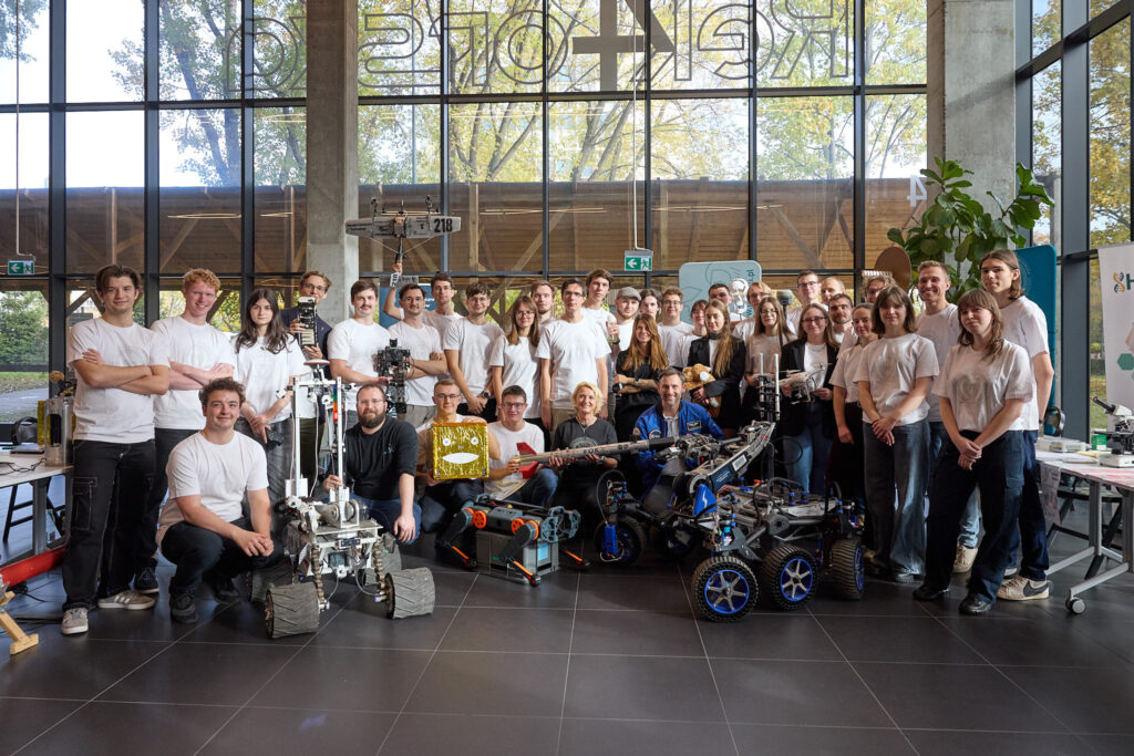 Startuje ogólnopolska trasa technologiczno-naukowa misji IGNIS z doktorem Sławoszem Uznańskim-Wiśniewskim – spotkania na 17 uczelniach.