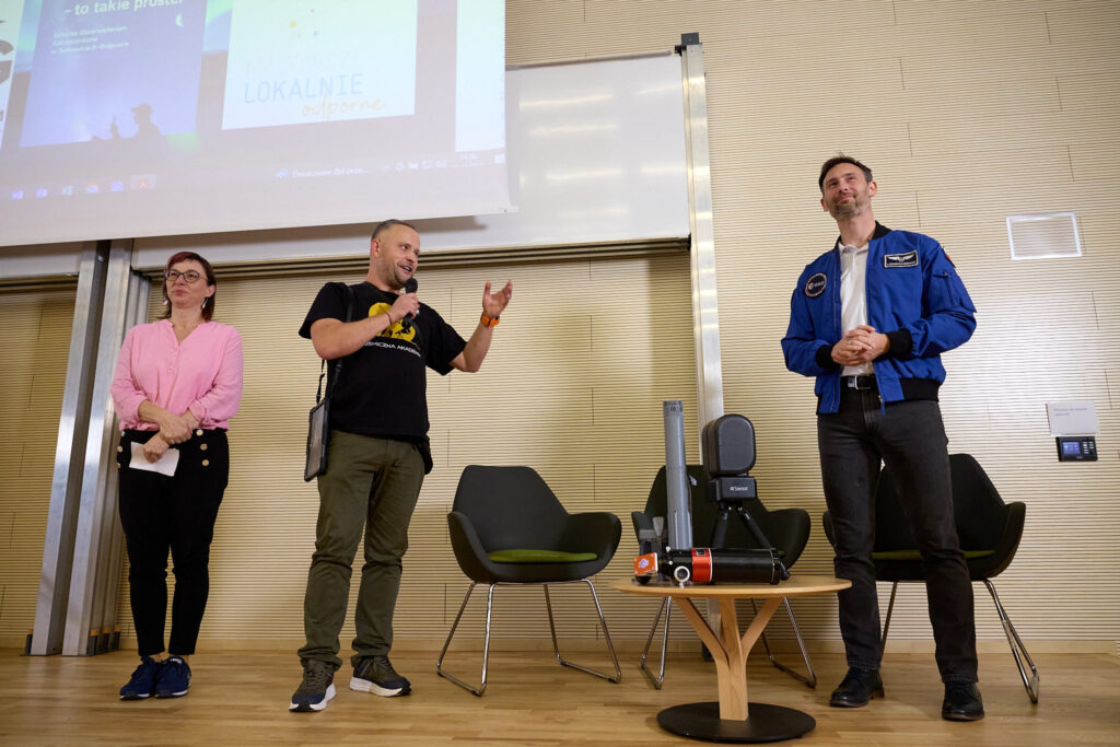 Startuje ogólnopolska trasa technologiczno-naukowa misji IGNIS z doktorem Sławoszem Uznańskim-Wiśniewskim – spotkania na 17 uczelniach.