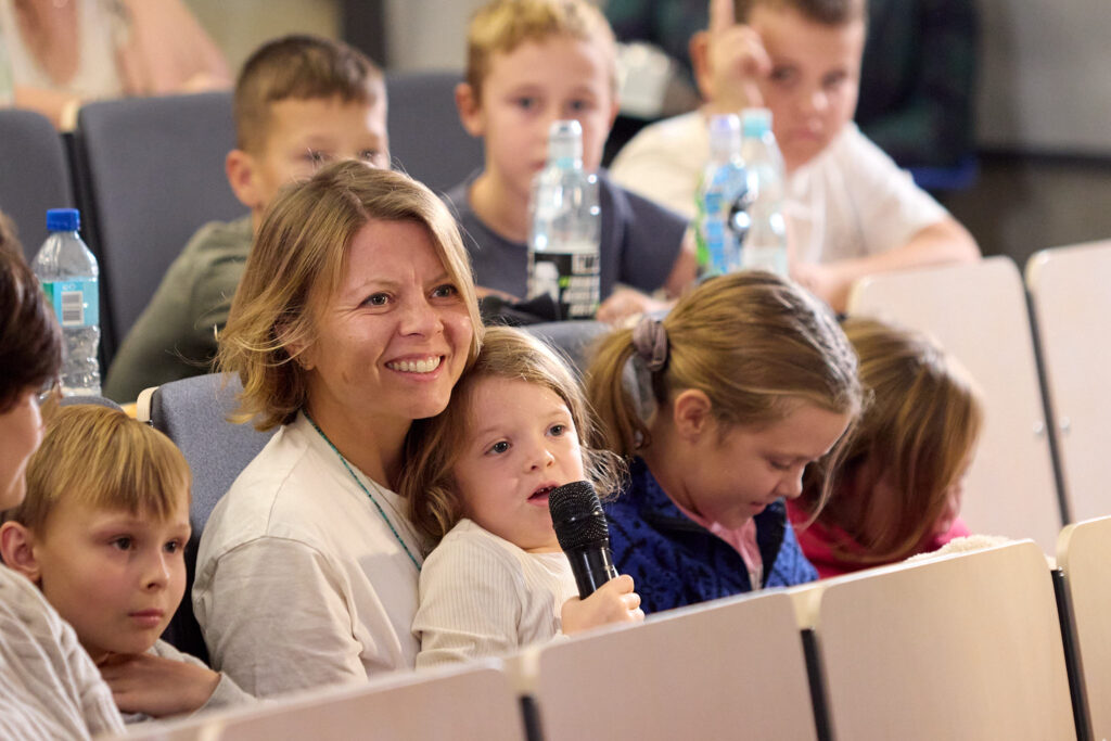 Startuje ogólnopolska trasa technologiczno-naukowa misji IGNIS z doktorem Sławoszem Uznańskim-Wiśniewskim – spotkania na 17 uczelniach.