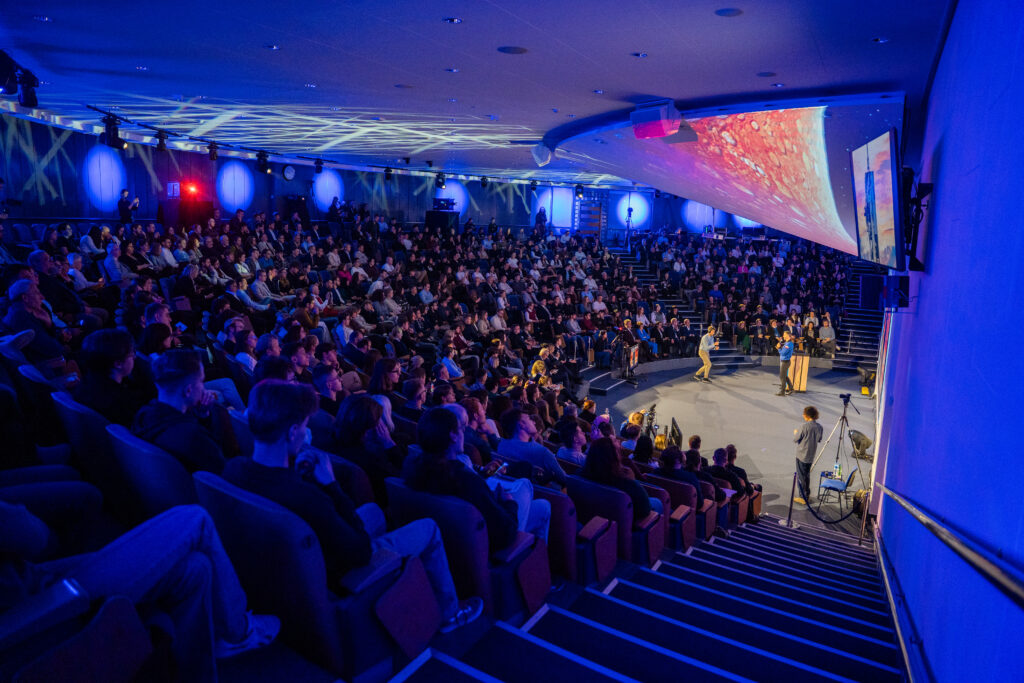 Gliwice | Ogólnopolska trasa technologiczno-naukowa misji IGNIS z doktorem Sławoszem Uznańskim-Wiśniewskim