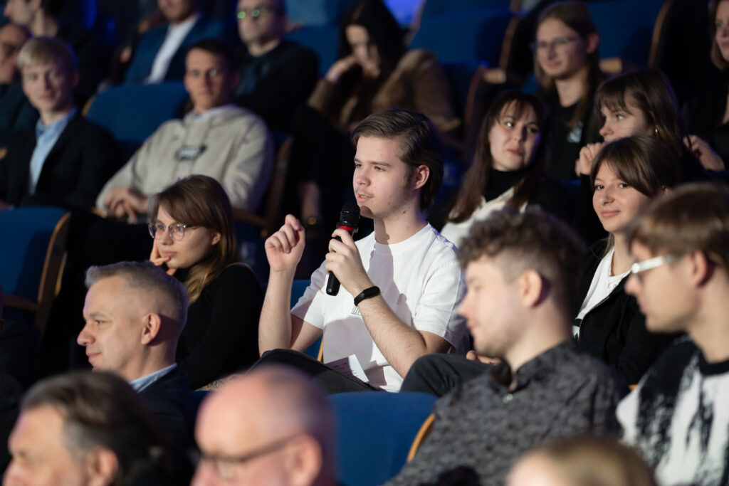 Gliwice | Ogólnopolska trasa technologiczno-naukowa misji IGNIS z doktorem Sławoszem Uznańskim-Wiśniewskim