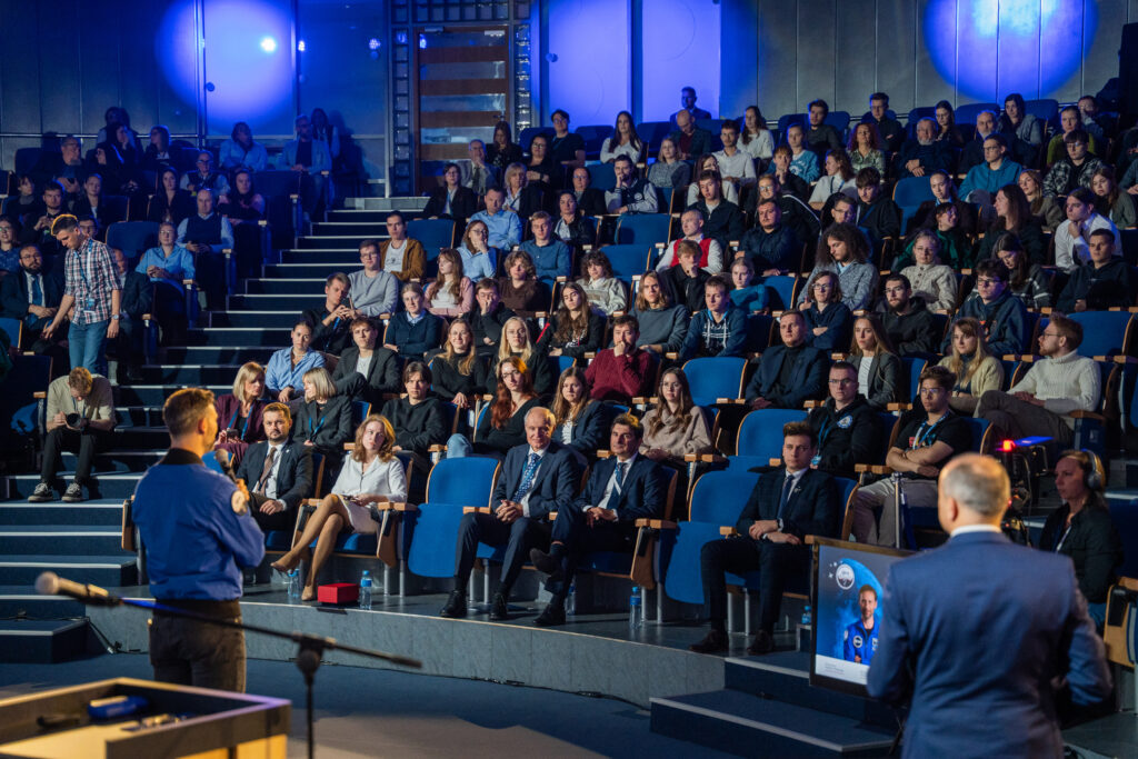 Gliwice | Ogólnopolska trasa technologiczno-naukowa misji IGNIS z doktorem Sławoszem Uznańskim-Wiśniewskim