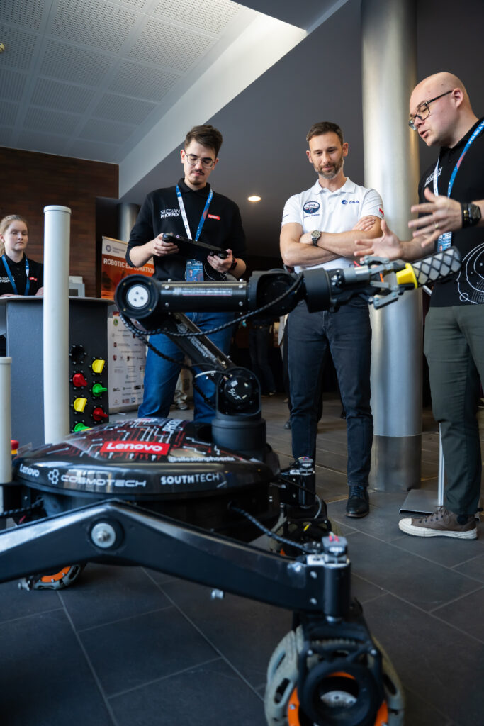 Gliwice | Ogólnopolska trasa technologiczno-naukowa misji IGNIS z doktorem Sławoszem Uznańskim-Wiśniewskim