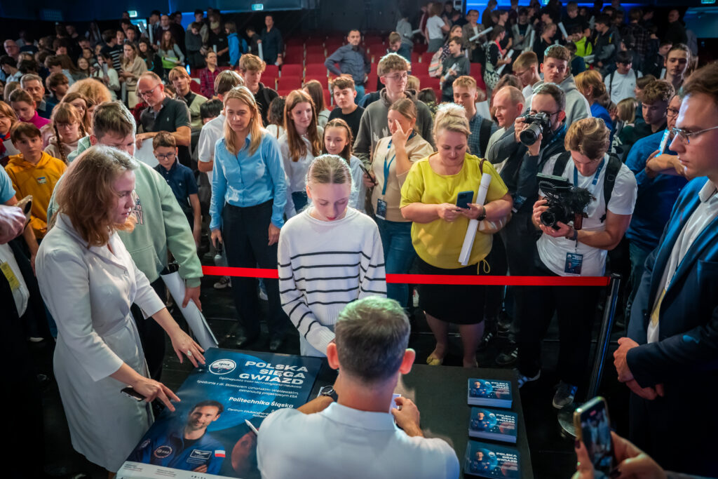 Gliwice | Ogólnopolska trasa technologiczno-naukowa misji IGNIS z doktorem Sławoszem Uznańskim-Wiśniewskim