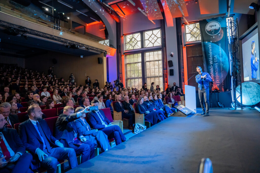 Kraków | Ogólnopolska trasa technologiczno-naukowa misji IGNIS z doktorem Sławoszem Uznańskim-Wiśniewskim