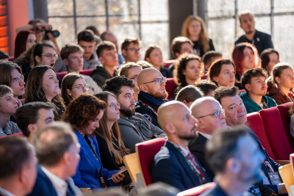 Kraków | Ogólnopolska trasa technologiczno-naukowa misji IGNIS z doktorem Sławoszem Uznańskim-Wiśniewskim