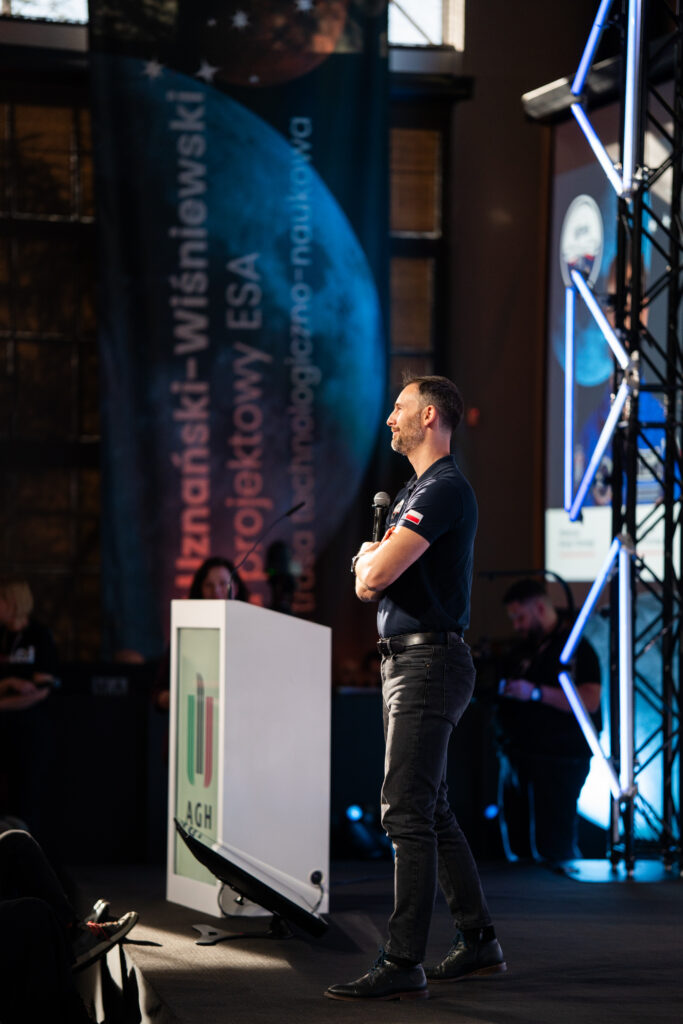 Kraków | Ogólnopolska trasa technologiczno-naukowa misji IGNIS z doktorem Sławoszem Uznańskim-Wiśniewskim