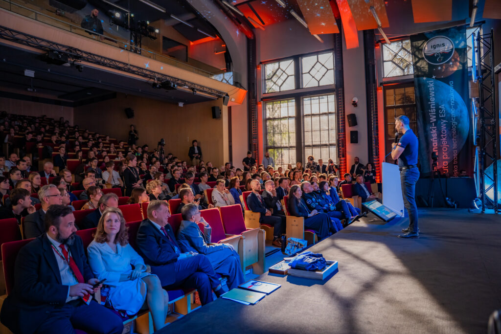 Kraków | Ogólnopolska trasa technologiczno-naukowa misji IGNIS z doktorem Sławoszem Uznańskim-Wiśniewskim
