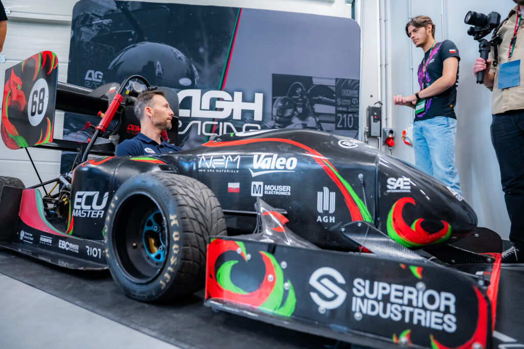 Kraków | Ogólnopolska trasa technologiczno-naukowa misji IGNIS z doktorem Sławoszem Uznańskim-Wiśniewskim