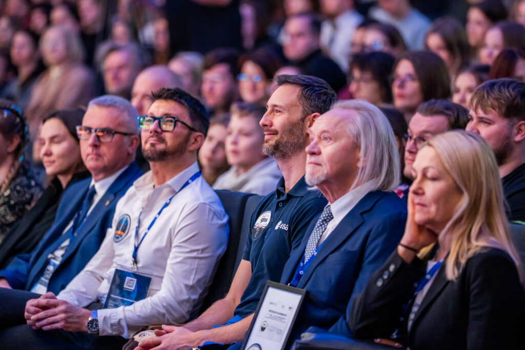 Toruń | Ogólnopolska trasa technologiczno-naukowa misji IGNIS z doktorem Sławoszem Uznańskim-Wiśniewskim