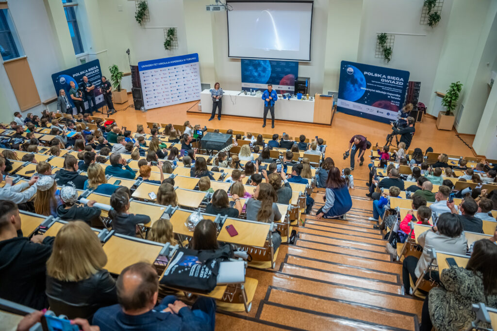 Toruń | Ogólnopolska trasa technologiczno-naukowa misji IGNIS z doktorem Sławoszem Uznańskim-Wiśniewskim