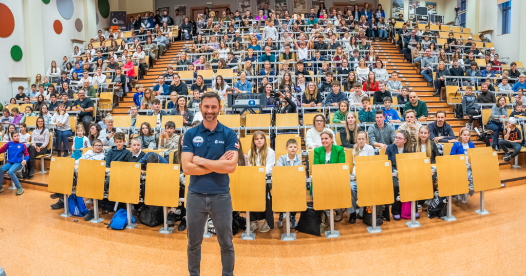 Toruń | Ogólnopolska trasa technologiczno-naukowa misji IGNIS z doktorem Sławoszem Uznańskim-Wiśniewskim