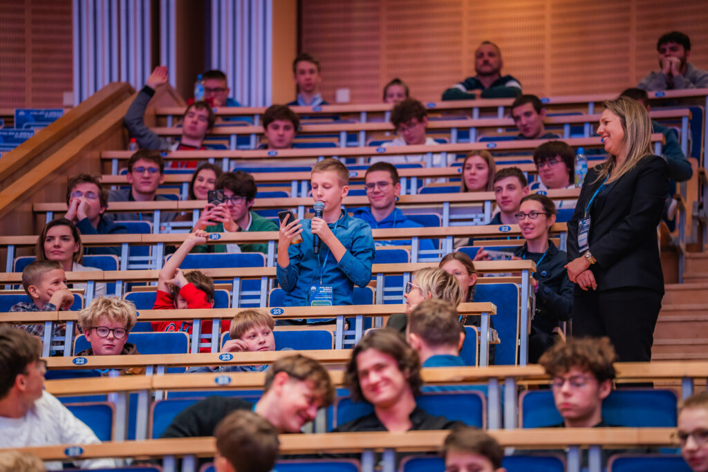 Poznań | Ogólnopolska trasa technologiczno-naukowa misji IGNIS z doktorem Sławoszem Uznańskim-Wiśniewskim