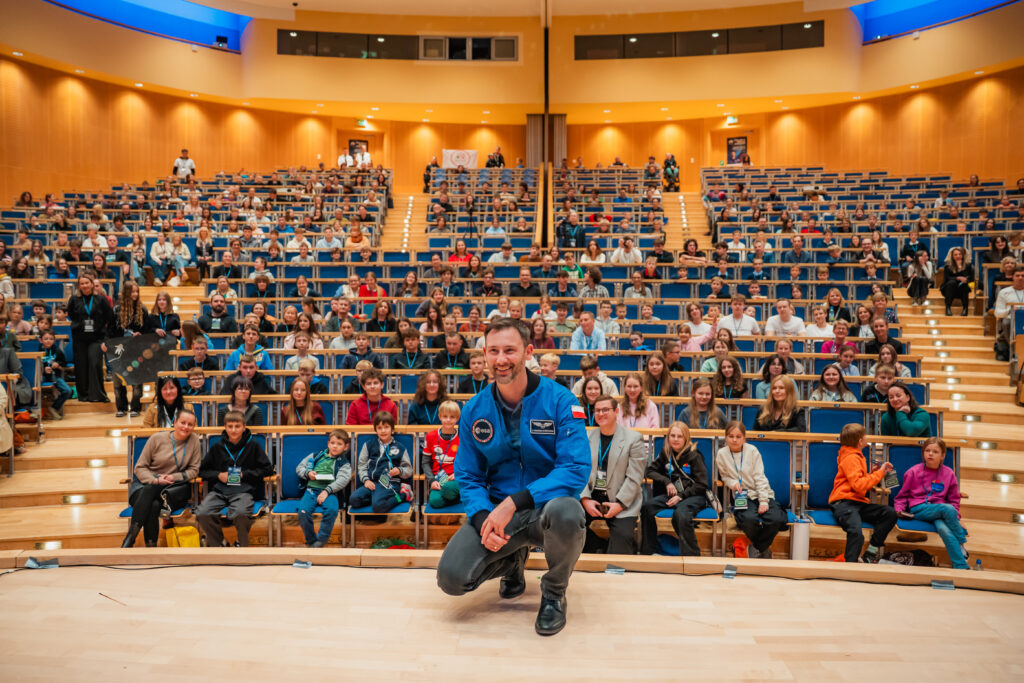 Poznań | Ogólnopolska trasa technologiczno-naukowa misji IGNIS z doktorem Sławoszem Uznańskim-Wiśniewskim