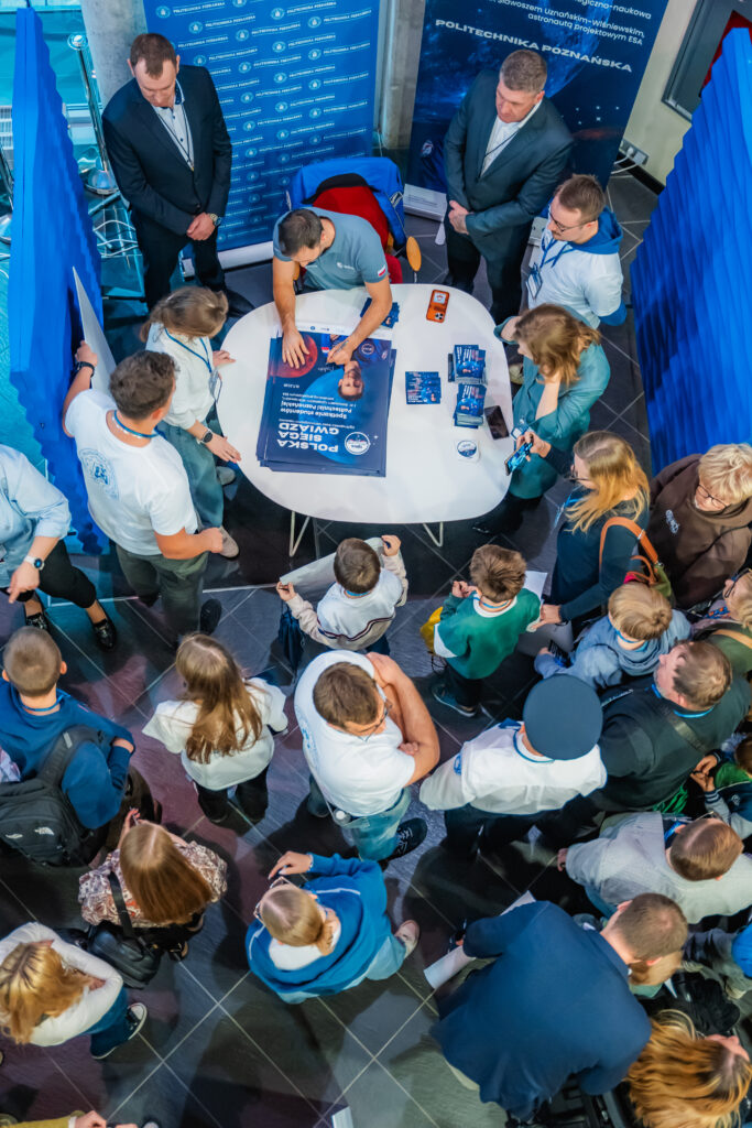 Poznań | Ogólnopolska trasa technologiczno-naukowa misji IGNIS z doktorem Sławoszem Uznańskim-Wiśniewskim