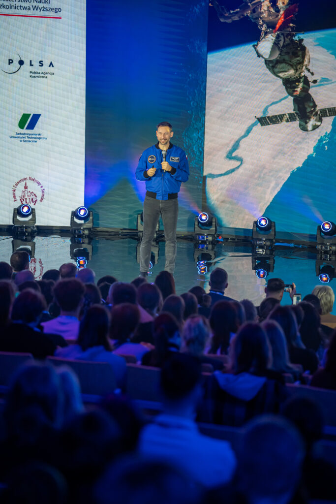 Szczecin | Ogólnopolska trasa technologiczno-naukowa misji IGNIS z doktorem Sławoszem Uznańskim-Wiśniewskim