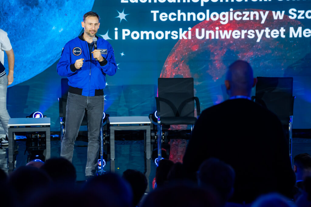 Szczecin | Ogólnopolska trasa technologiczno-naukowa misji IGNIS z doktorem Sławoszem Uznańskim-Wiśniewskim