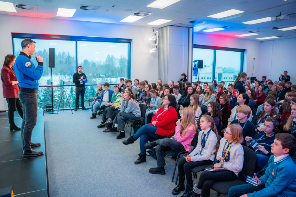 Olsztyn | Ogólnopolska trasa technologiczno-naukowa misji IGNIS z doktorem Sławoszem Uznańskim-Wiśniewskim