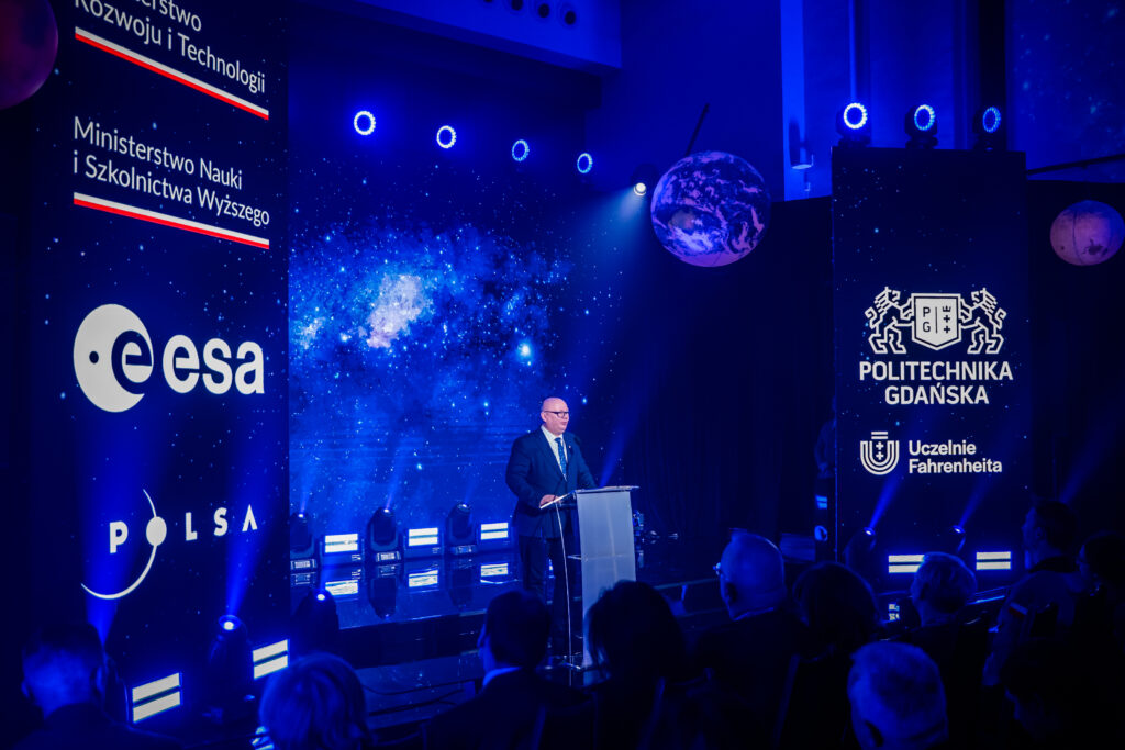 Gdańsk | Ogólnopolska trasa technologiczno-naukowa misji IGNIS z doktorem Sławoszem Uznańskim-Wiśniewskim