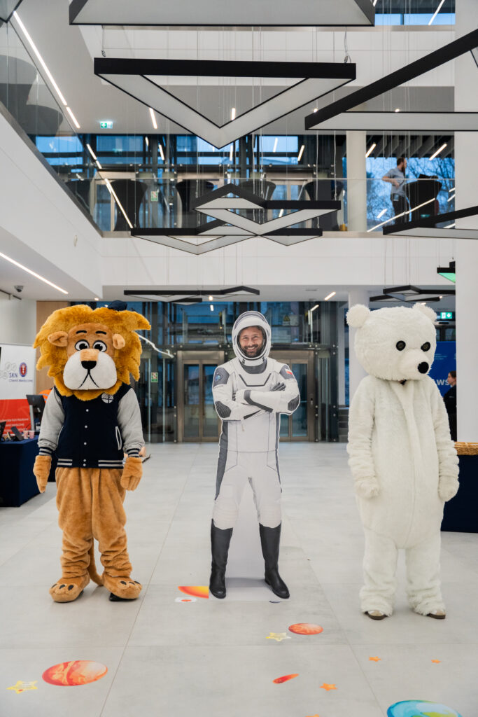 Gdańsk | Ogólnopolska trasa technologiczno-naukowa misji IGNIS z doktorem Sławoszem Uznańskim-Wiśniewskim