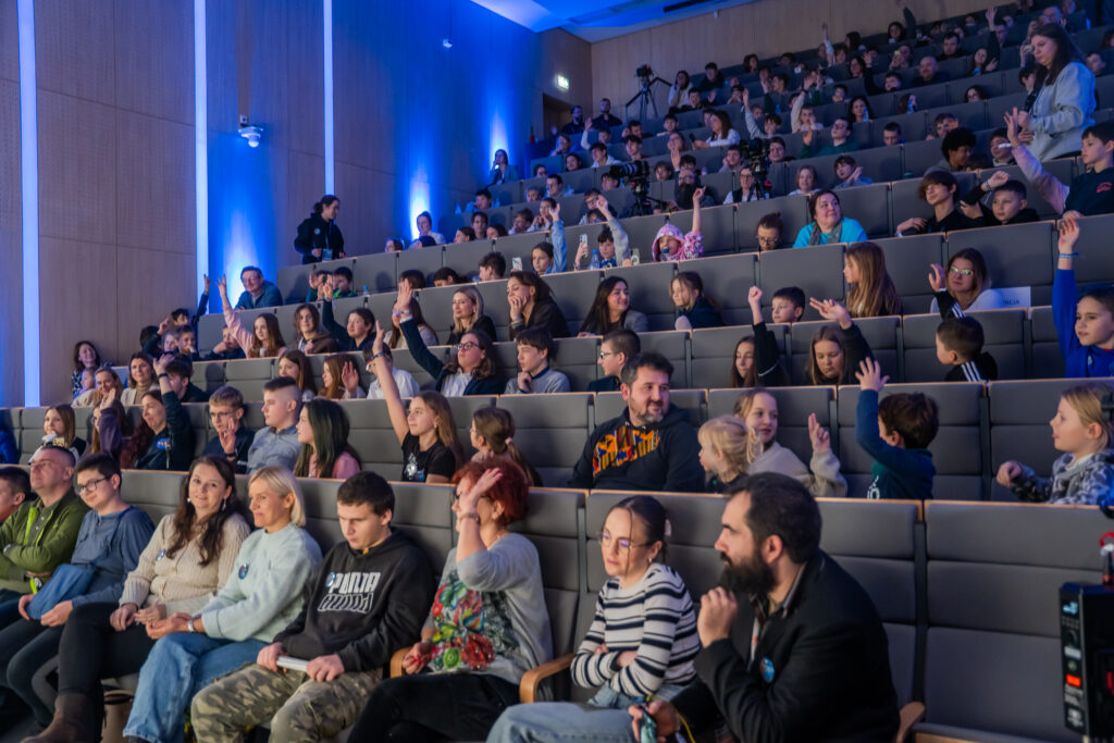 Gdańsk | Ogólnopolska trasa technologiczno-naukowa misji IGNIS z doktorem Sławoszem Uznańskim-Wiśniewskim