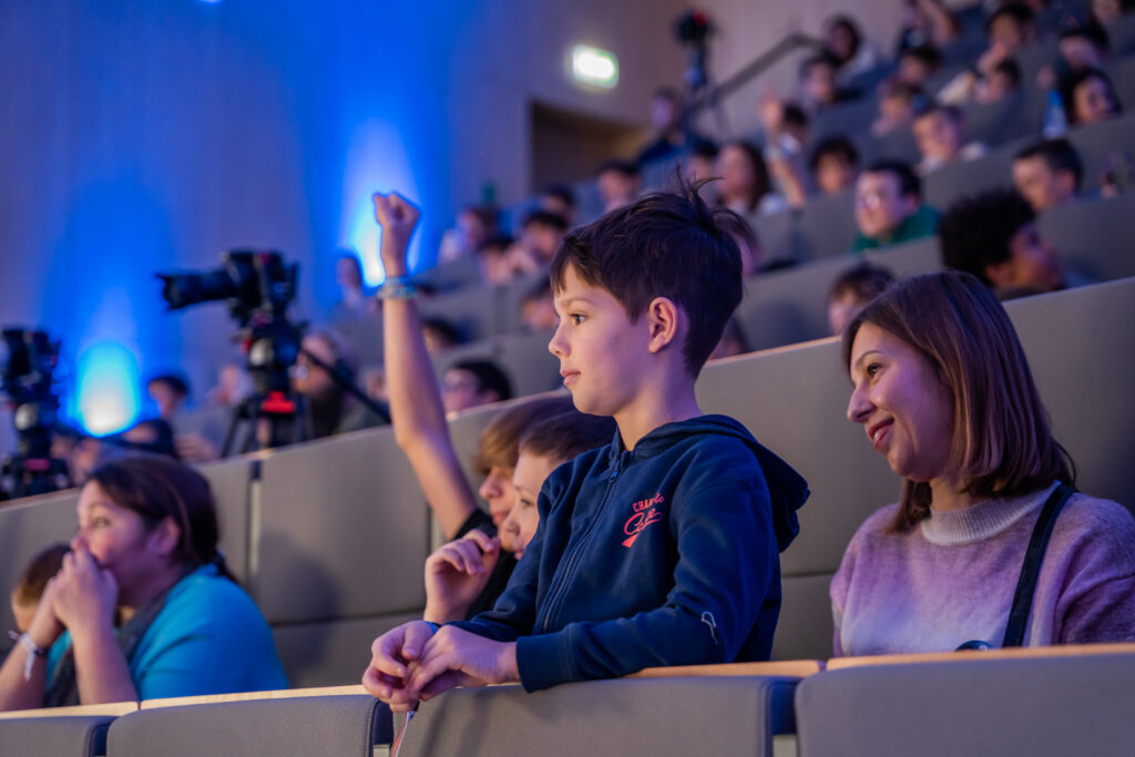 Gdańsk | Ogólnopolska trasa technologiczno-naukowa misji IGNIS z doktorem Sławoszem Uznańskim-Wiśniewskim