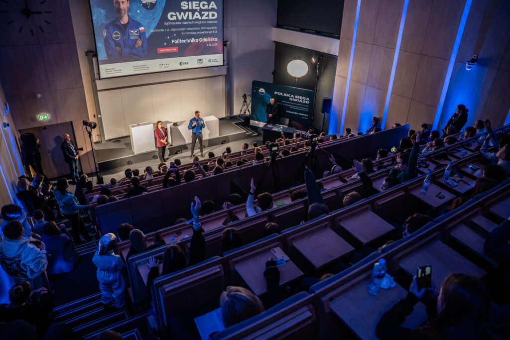 Gdańsk | Ogólnopolska trasa technologiczno-naukowa misji IGNIS z doktorem Sławoszem Uznańskim-Wiśniewskim