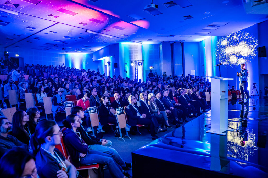 Szczecin | Ogólnopolska trasa technologiczno-naukowa misji IGNIS z doktorem Sławoszem Uznańskim-Wiśniewskim