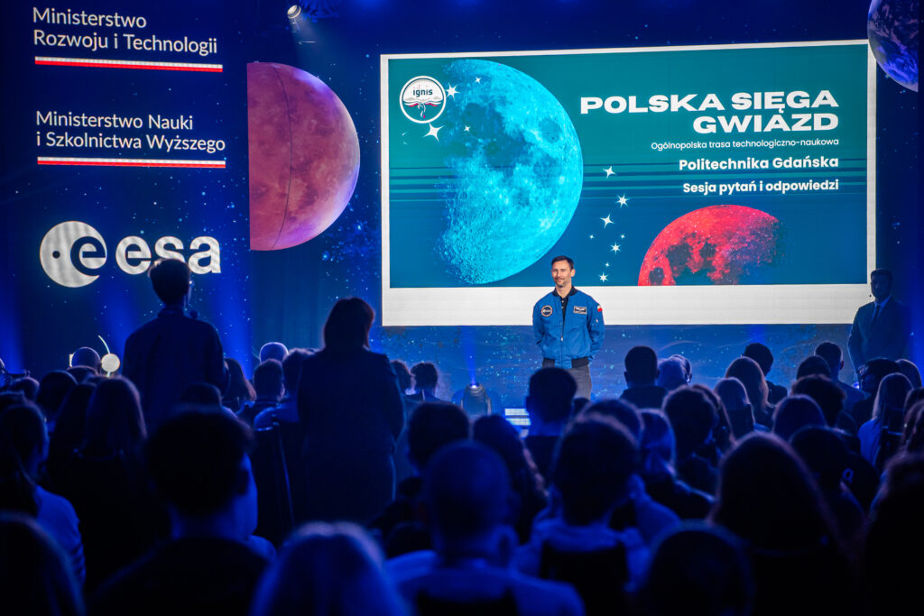 Gdańsk | Ogólnopolska trasa technologiczno-naukowa misji IGNIS z doktorem Sławoszem Uznańskim-Wiśniewskim