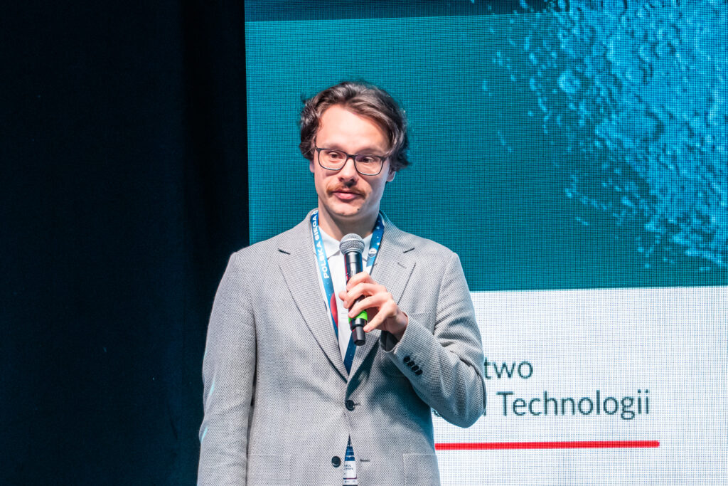 Zielona Góra | Ogólnopolska trasa technologiczno-naukowa misji IGNIS z doktorem Sławoszem Uznańskim-Wiśniewskim