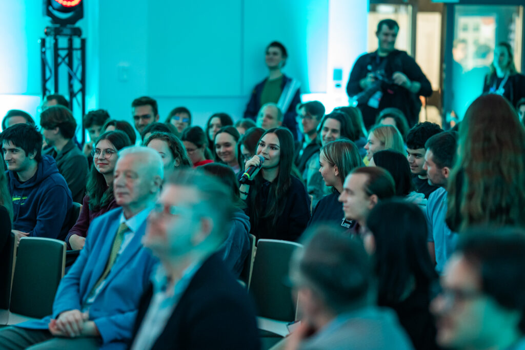 Zielona Góra | Ogólnopolska trasa technologiczno-naukowa misji IGNIS z doktorem Sławoszem Uznańskim-Wiśniewskim