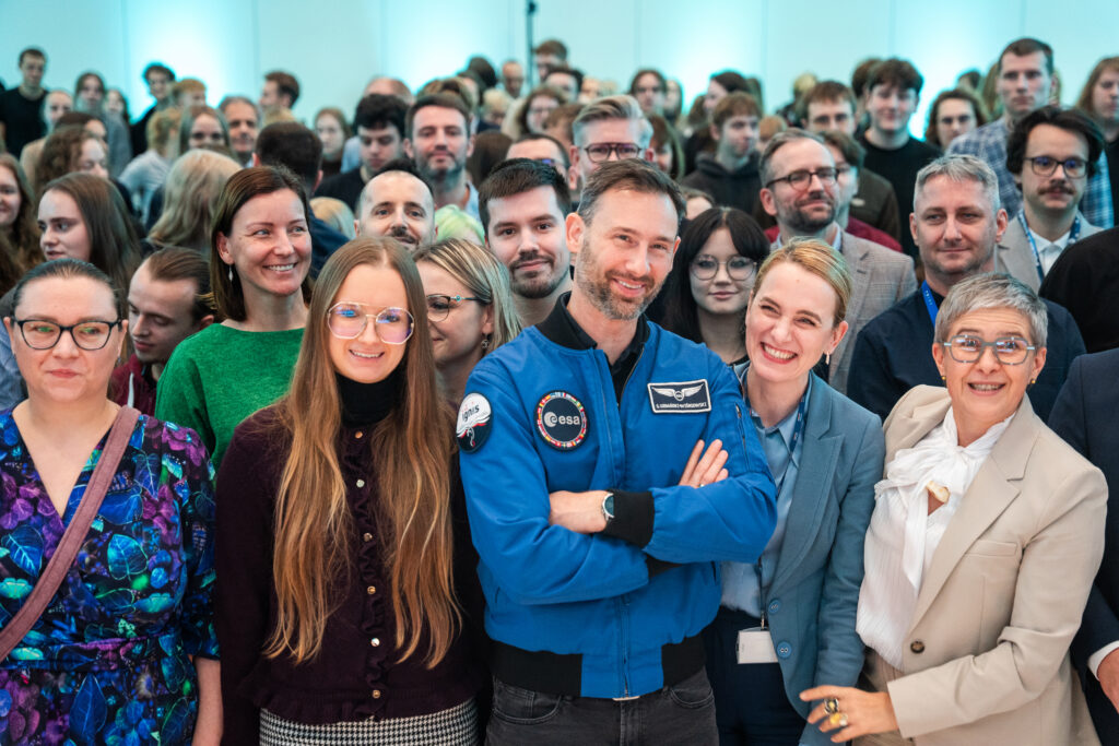 Zielona Góra | Ogólnopolska trasa technologiczno-naukowa misji IGNIS z doktorem Sławoszem Uznańskim-Wiśniewskim