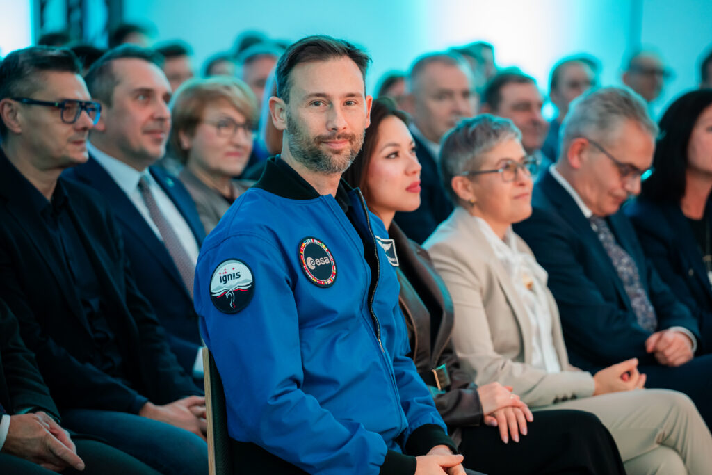 Zielona Góra | Ogólnopolska trasa technologiczno-naukowa misji IGNIS z doktorem Sławoszem Uznańskim-Wiśniewskim