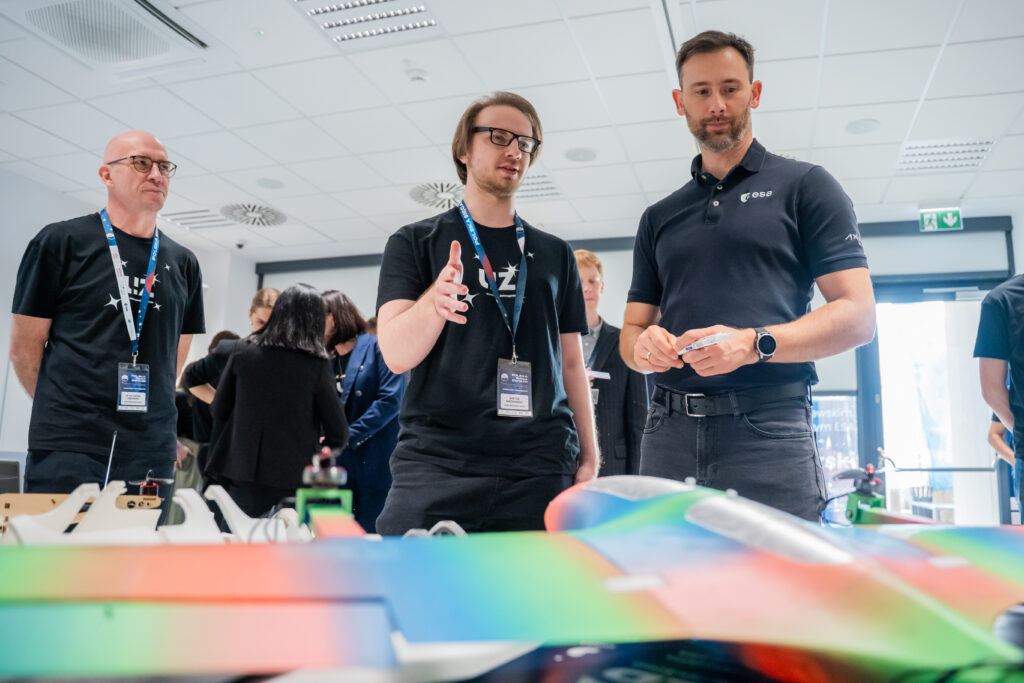 Zielona Góra | Ogólnopolska trasa technologiczno-naukowa misji IGNIS z doktorem Sławoszem Uznańskim-Wiśniewskim