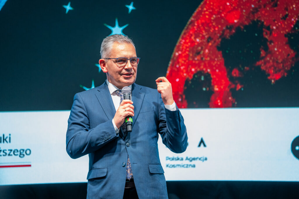 Zielona Góra | Ogólnopolska trasa technologiczno-naukowa misji IGNIS z doktorem Sławoszem Uznańskim-Wiśniewskim