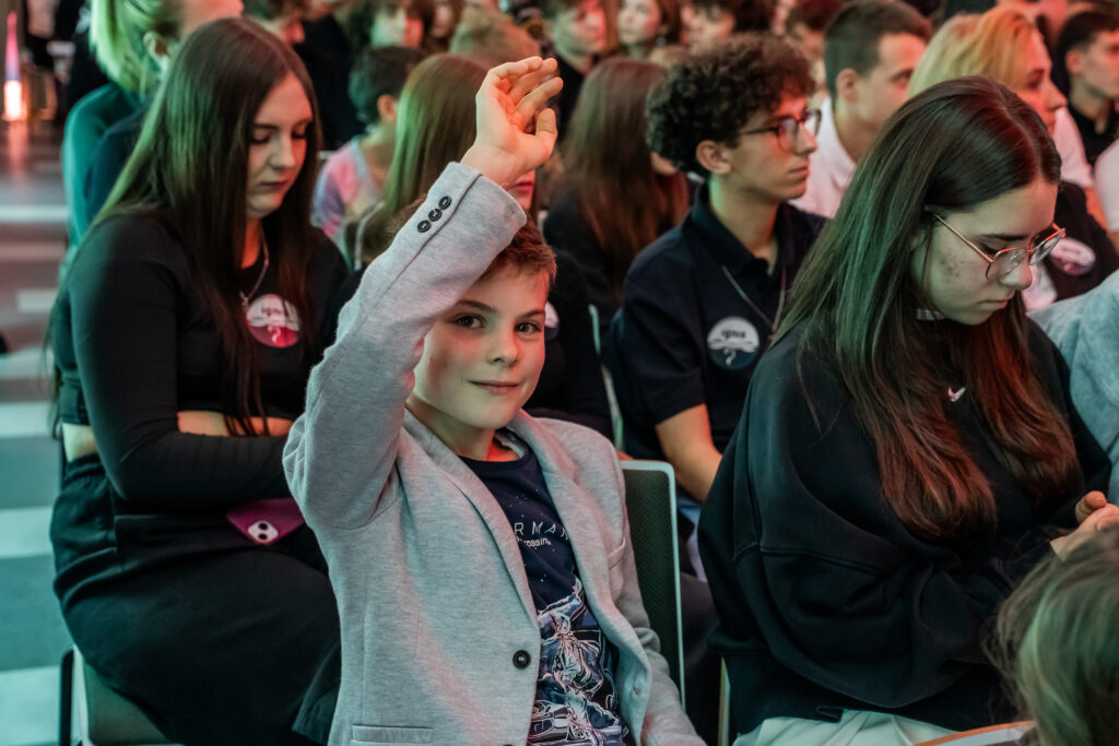 Zielona Góra | Ogólnopolska trasa technologiczno-naukowa misji IGNIS z doktorem Sławoszem Uznańskim-Wiśniewskim