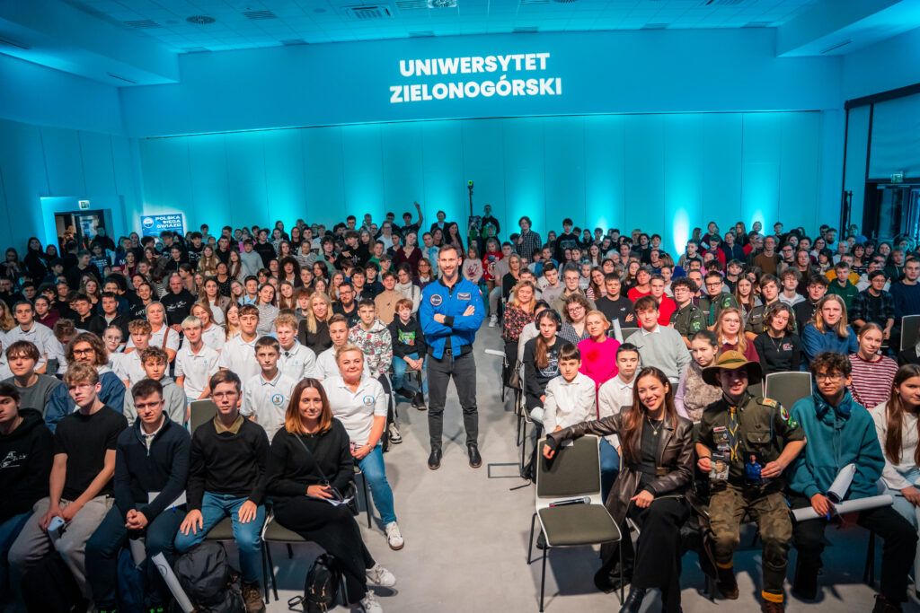 Zielona Góra | Ogólnopolska trasa technologiczno-naukowa misji IGNIS z doktorem Sławoszem Uznańskim-Wiśniewskim