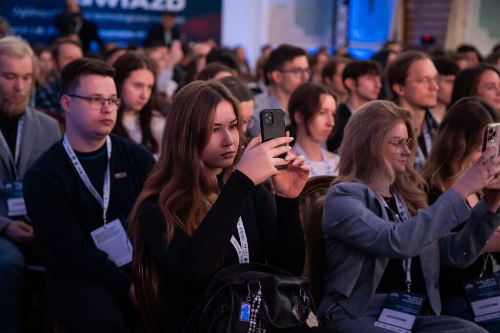 Białystok | Ogólnopolska trasa technologiczno-naukowa misji IGNIS z doktorem Sławoszem Uznańskim-Wiśniewskim