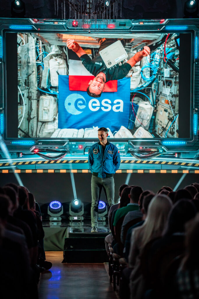 Białystok | Ogólnopolska trasa technologiczno-naukowa misji IGNIS z doktorem Sławoszem Uznańskim-Wiśniewskim